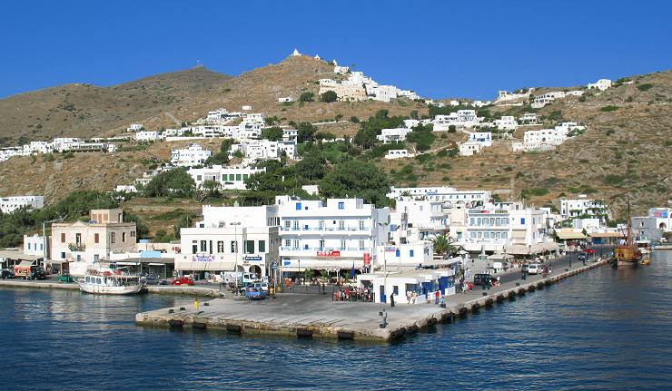 Ios island Port (Yialos)